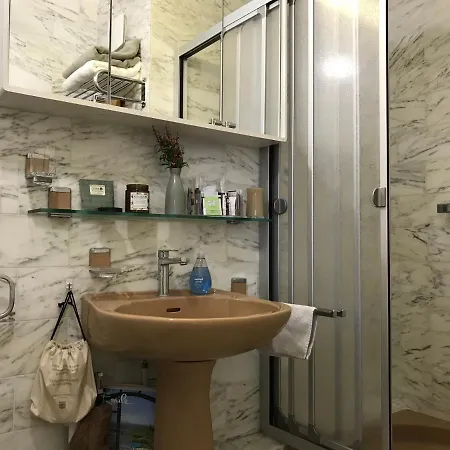 Nid Douillet A Bagatelle