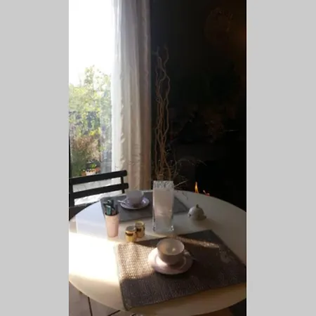 Nid Douillet A Bagatelle Apartament